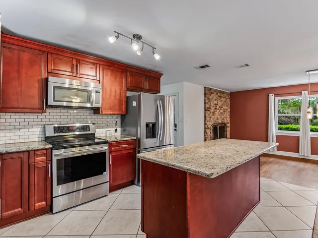 $419,900 | 1937 Sageway Drive, Tallahassee, FL 32303