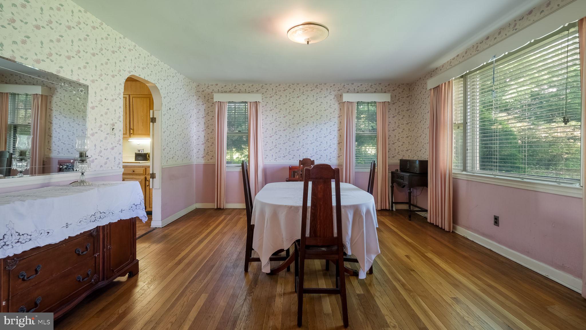 7 South Hillcrest Road Springfield, PA 19064 - Photo 12 of 28 Dining Room