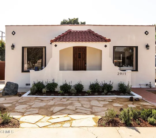 $1,499,000 | 2917 Hillcrest Drive, Los Angeles, CA 90016