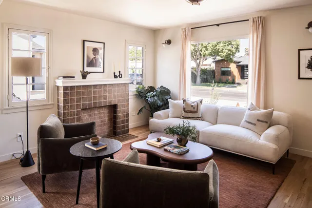 $1,499,000 | 2917 Hillcrest Drive, Los Angeles, CA 90016