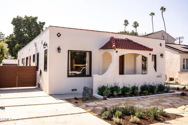 $1,499,000 | 2917 Hillcrest Drive, Los Angeles, CA 90016