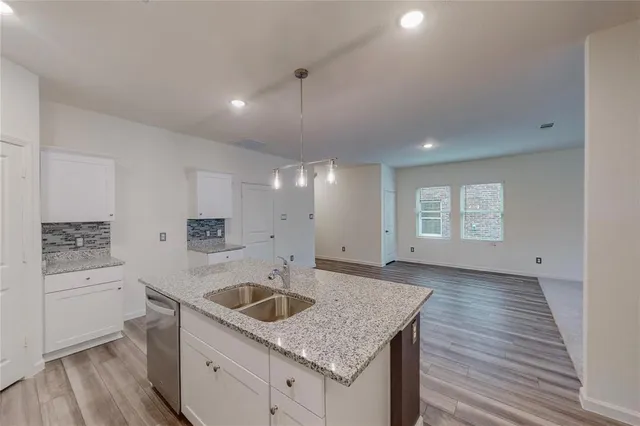 $2,400 | 407 Madison Way, Princeton, TX 75407