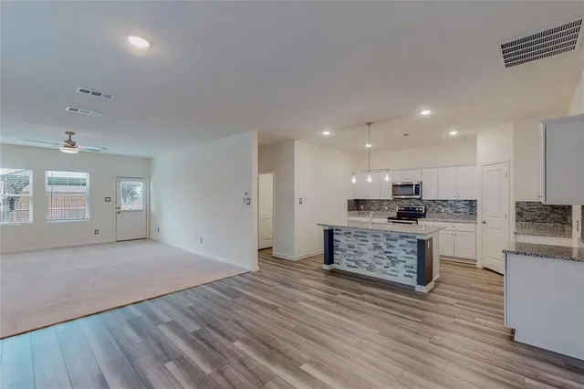 $2,400 | 407 Madison Way, Princeton, TX 75407