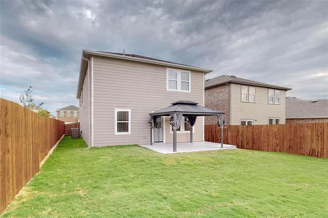 $2,400 | 407 Madison Way, Princeton, TX 75407