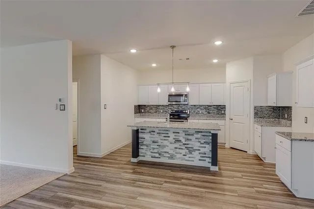 $2,400 | 407 Madison Way, Princeton, TX 75407