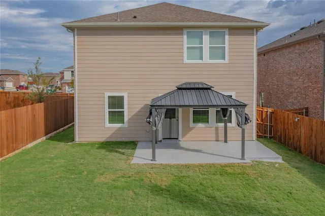 $2,400 | 407 Madison Way, Princeton, TX 75407