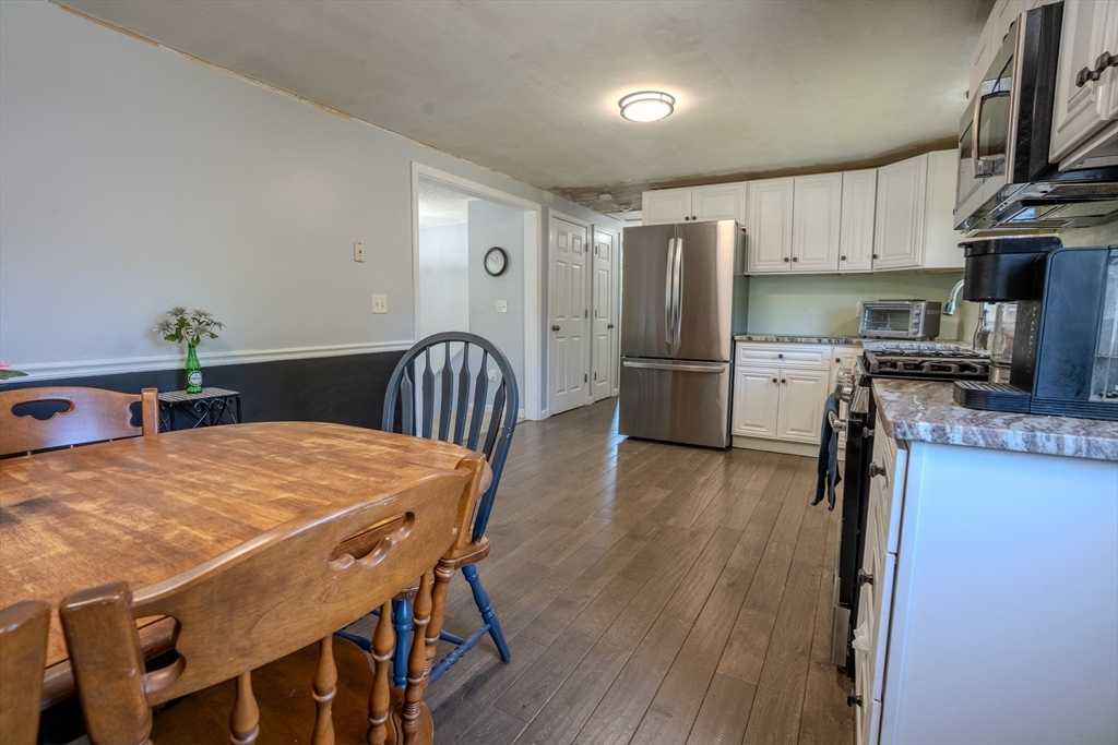 18 Plainfield Road Pepperell, MA 01463 - Photo 8 of 20