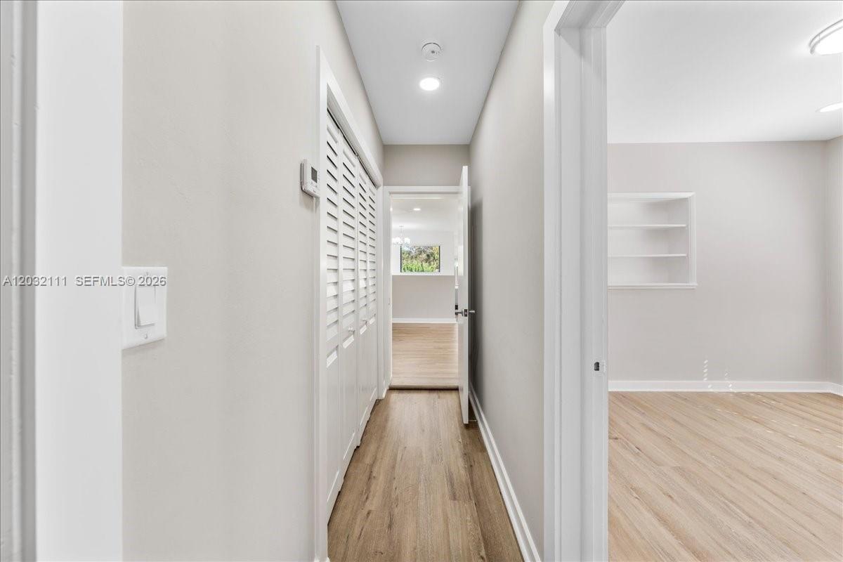 7705 Southwest 66th Street Miami, FL 33143 - Photo 16 of 60