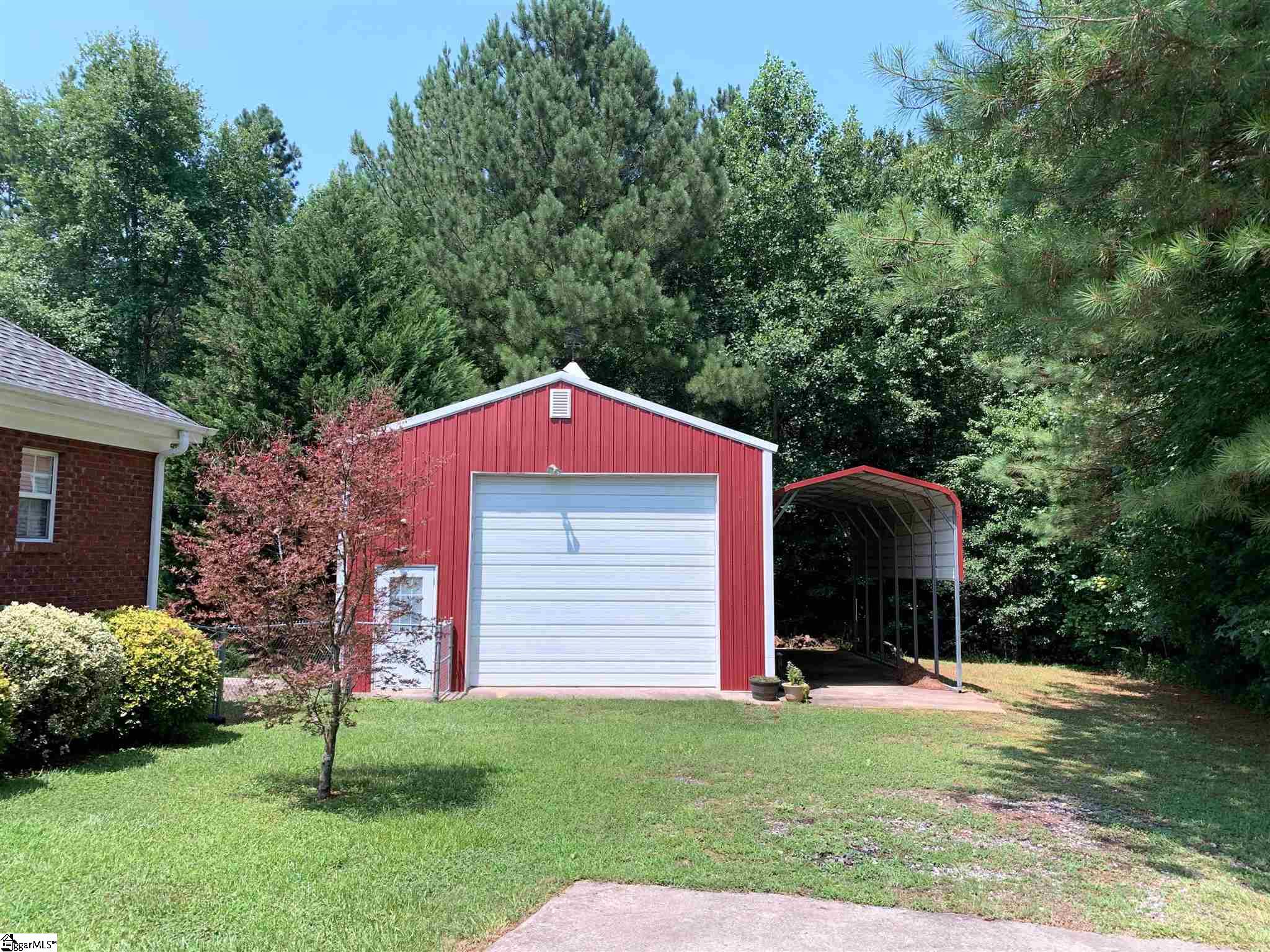 132 Ossie Hayes Road Pickens, SC 29671 - Photo 1 of 3