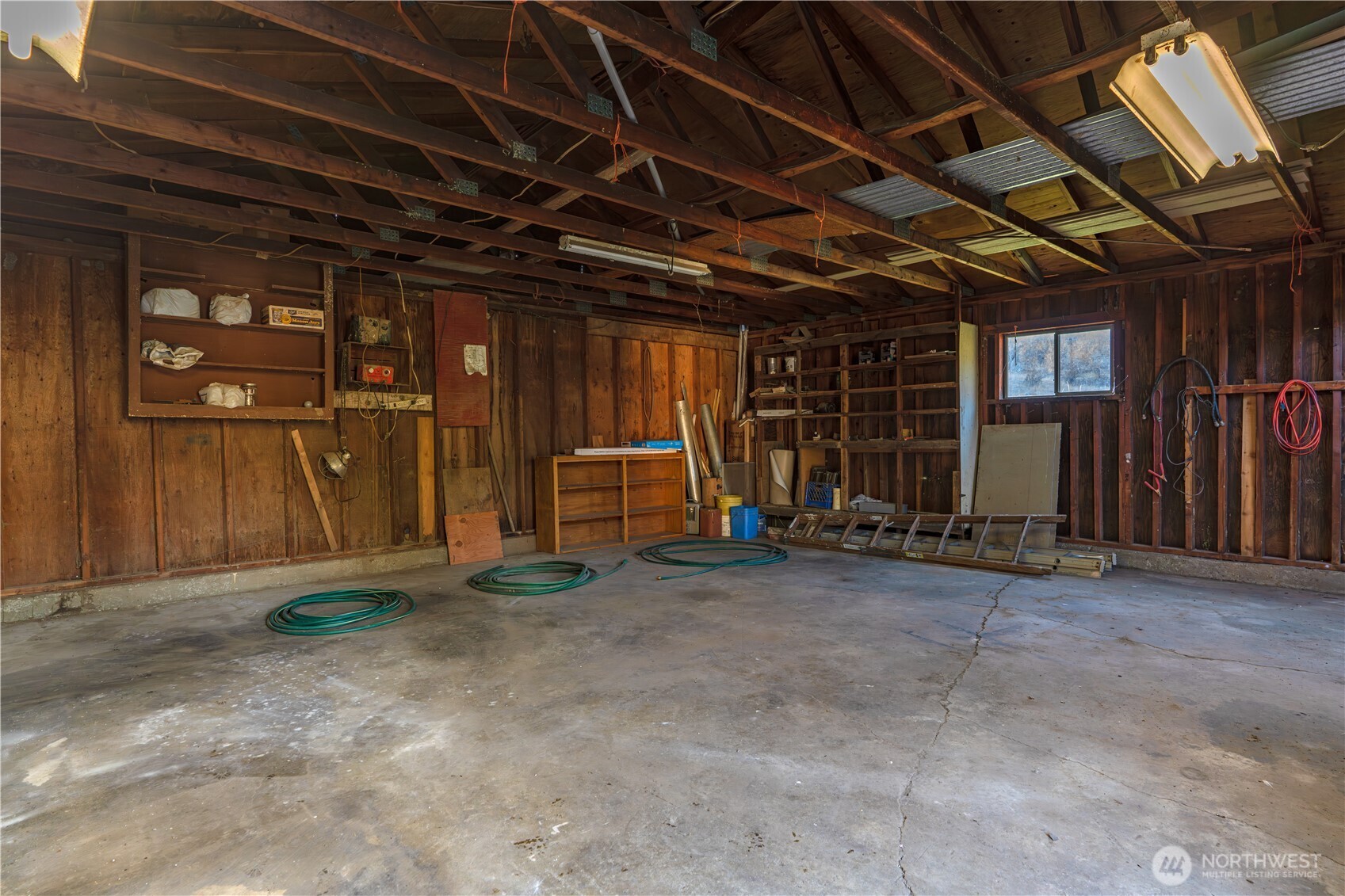 20016 North Sands Road Colbert, WA 99005 - Photo 11 of 31 Gallery Image 11
