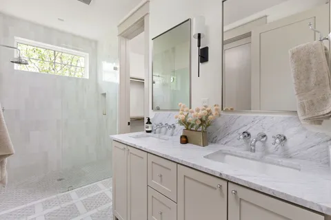 $899,950 | 2503 East 18th Street, Austin, TX 78702