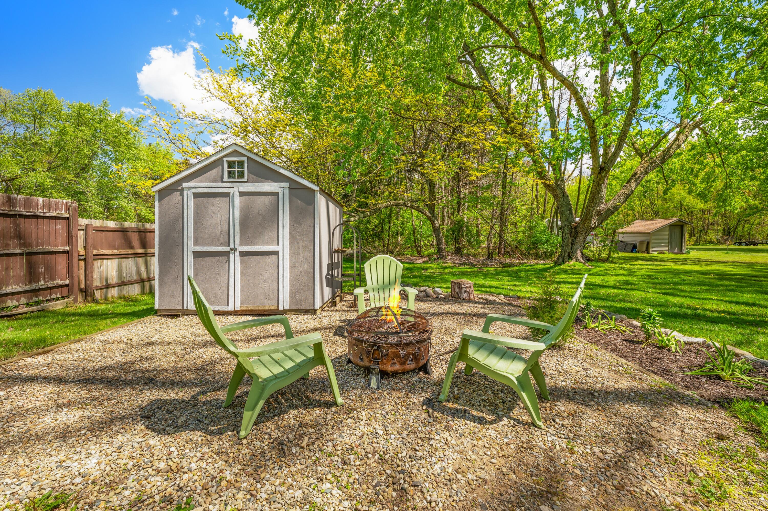 10497 California Road Bridgman, MI 49106 - Photo 15 of 21 32DSC_4002