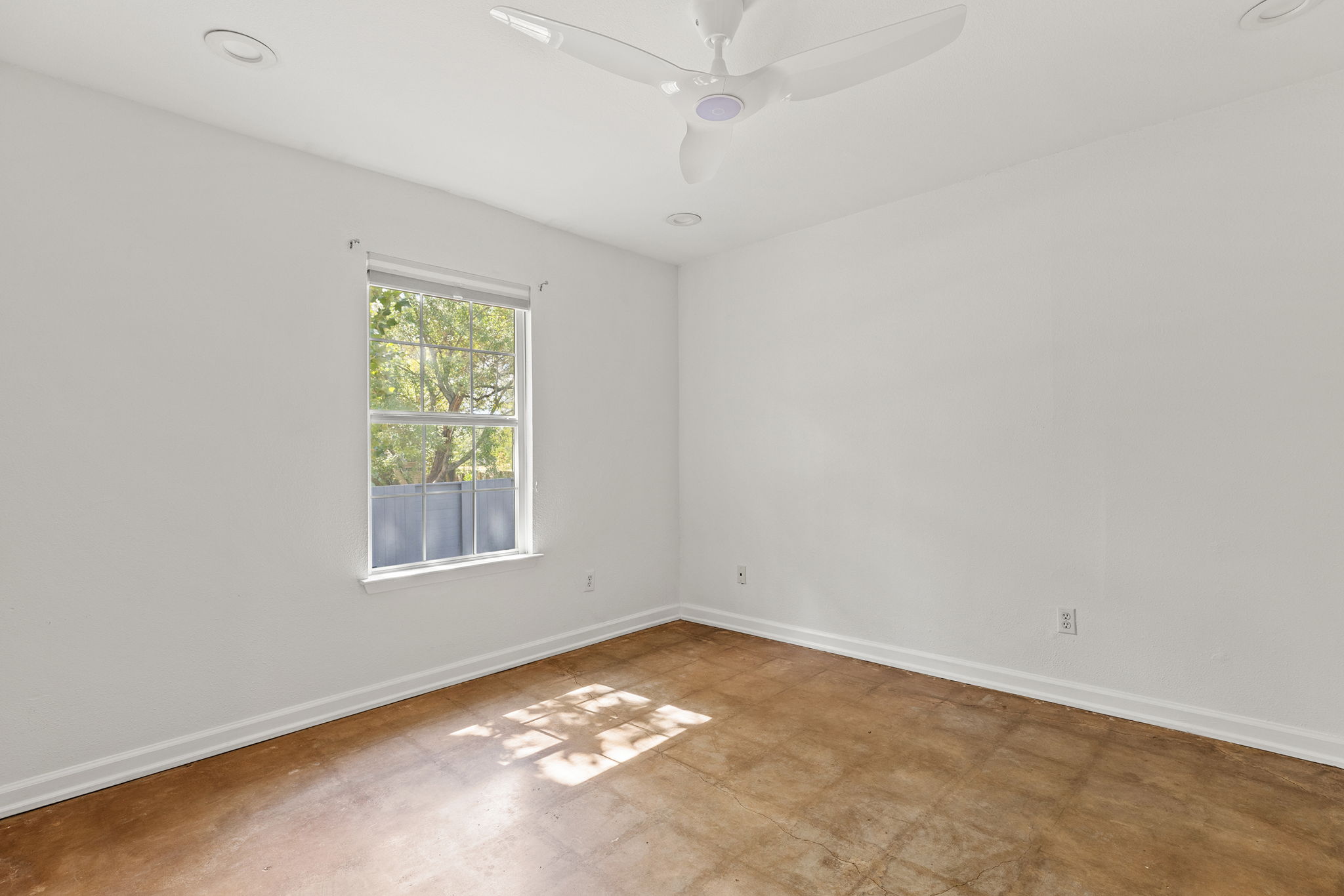 5307 Ledesma Road Austin, TX 78721 - Photo 17 of 36