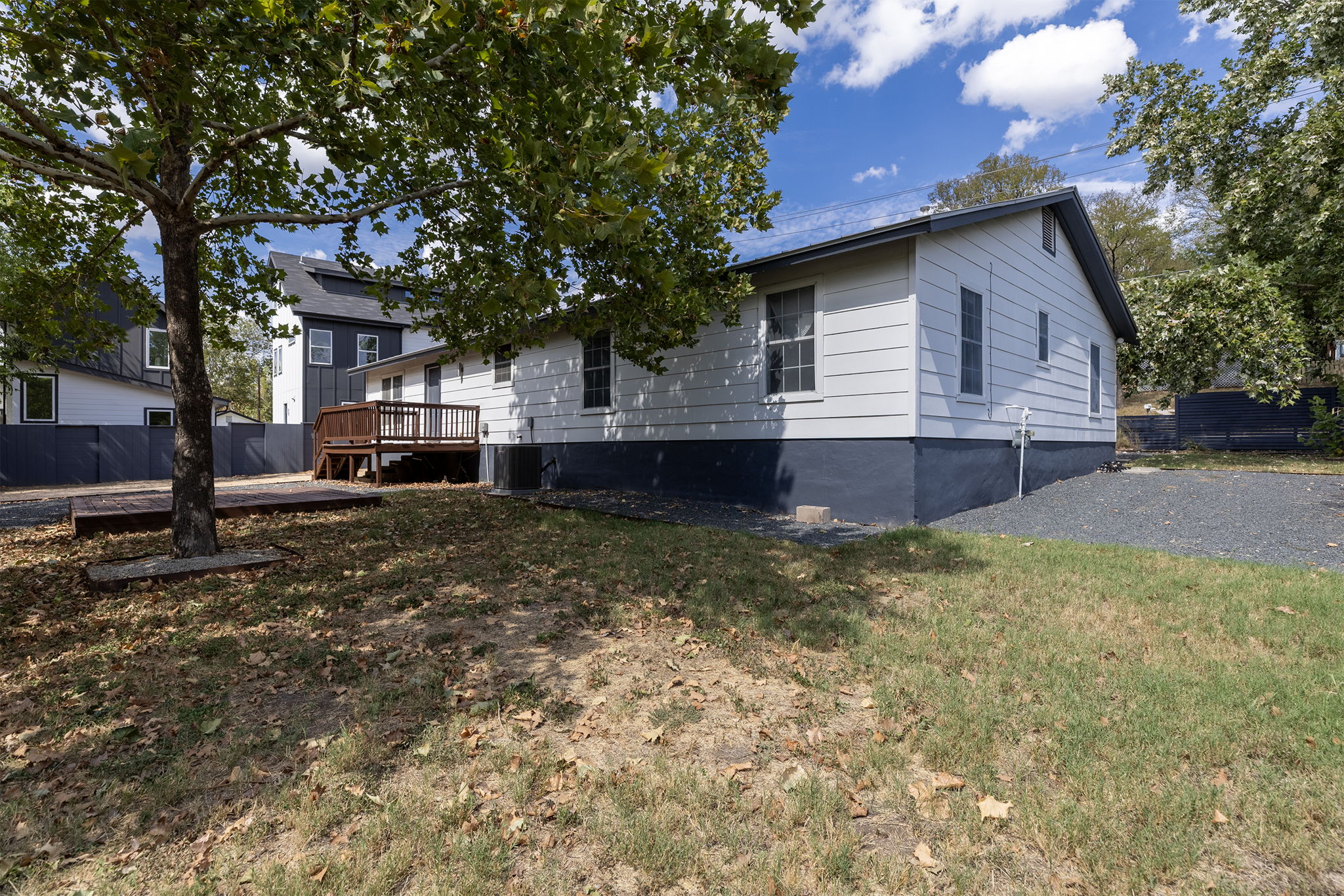 5307 Ledesma Road Austin, TX 78721 - Photo 30 of 36