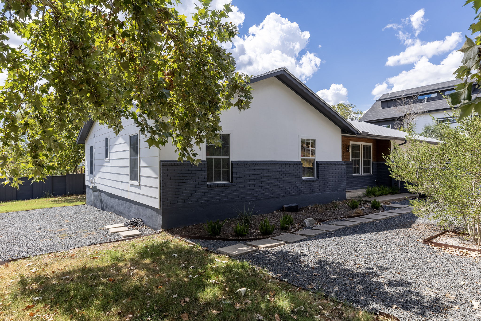 5307 Ledesma Road Austin, TX 78721 - Photo 32 of 36