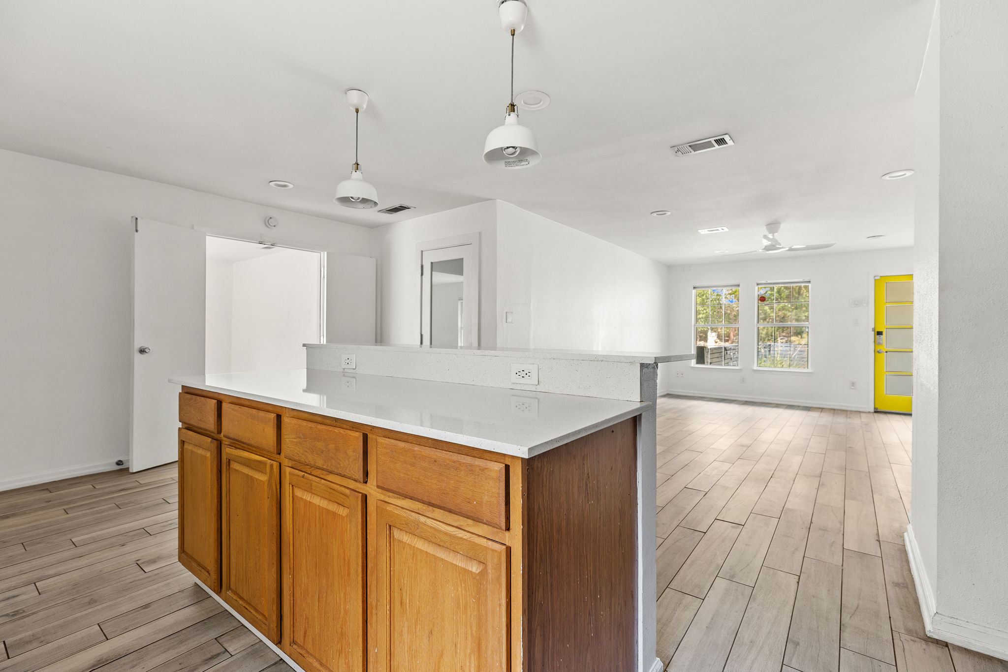 5307 Ledesma Road Austin, TX 78721 - Photo 9 of 36