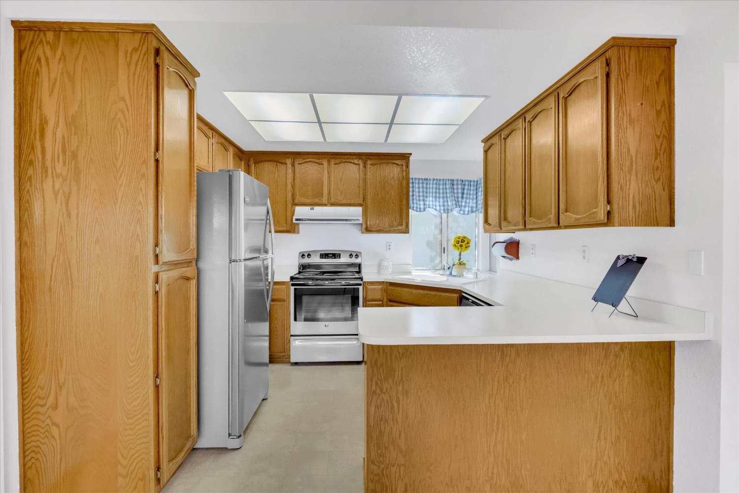 9478 Dunkerrin Way Elk Grove, CA 95758 - Photo 13 of 26