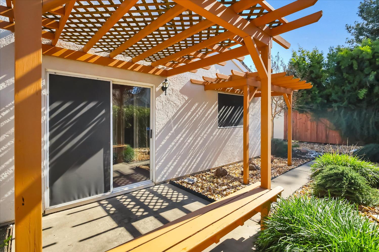 9478 Dunkerrin Way Elk Grove, CA 95758 - Photo 23 of 26