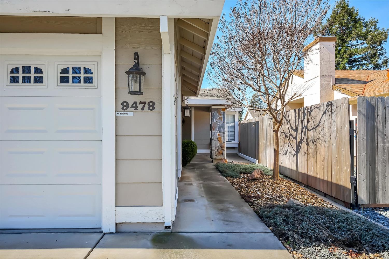 9478 Dunkerrin Way Elk Grove, CA 95758 - Photo 3 of 26