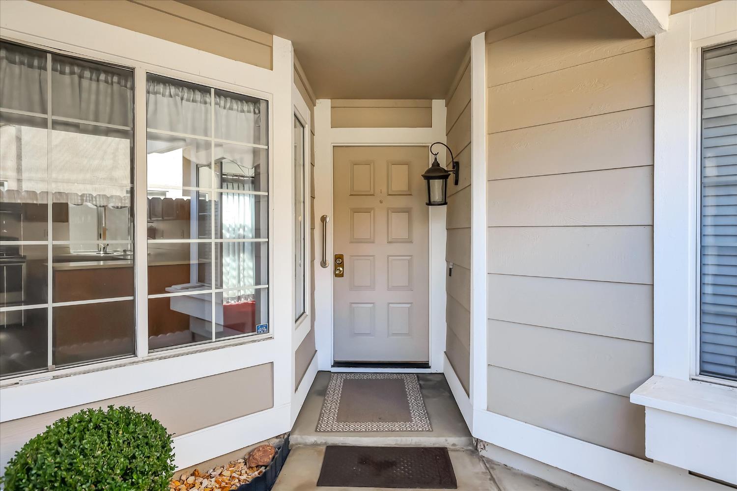 9478 Dunkerrin Way Elk Grove, CA 95758 - Photo 4 of 26