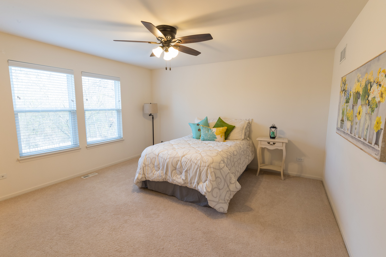 701 Hawthorn Lane Antioch, IL 60002 - Photo 16 of 24