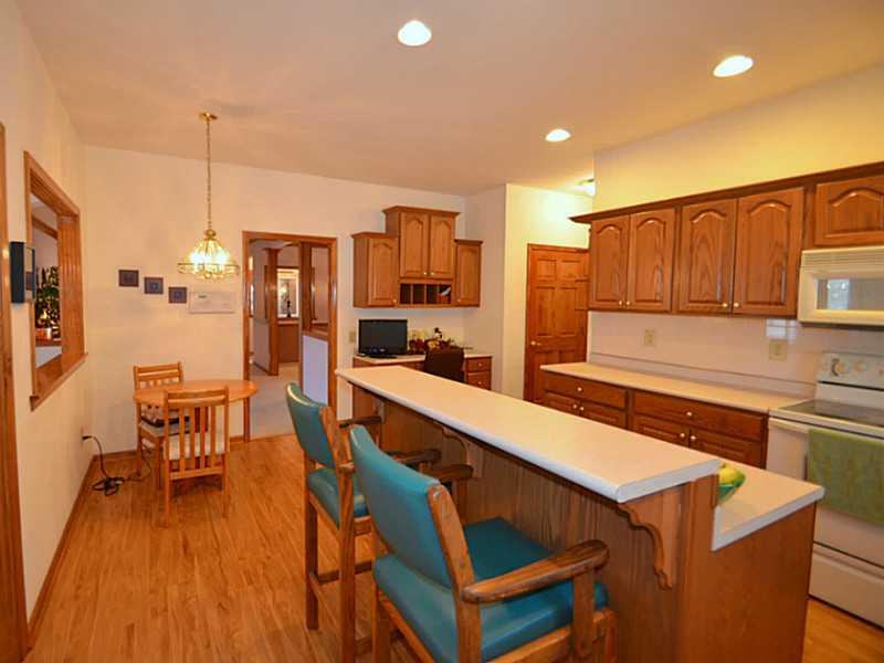 8119 Mathews Road Indianapolis, IN 46259 - Photo 16 of 24 Gallery Image 16