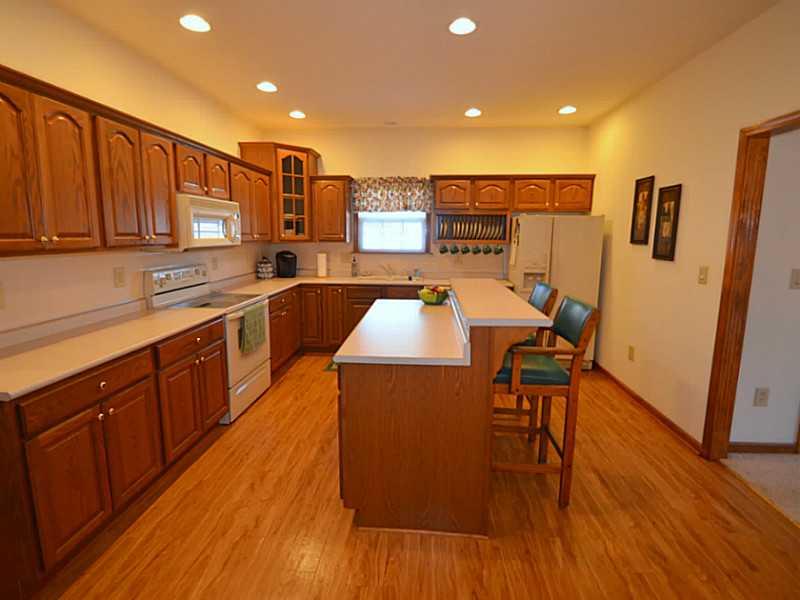 8119 Mathews Road Indianapolis, IN 46259 - Photo 5 of 24 Gallery Image 5