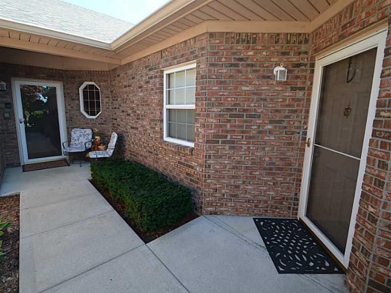 8119 Mathews Road Indianapolis, IN 46259 - Photo 9 of 24 Gallery Image 9
