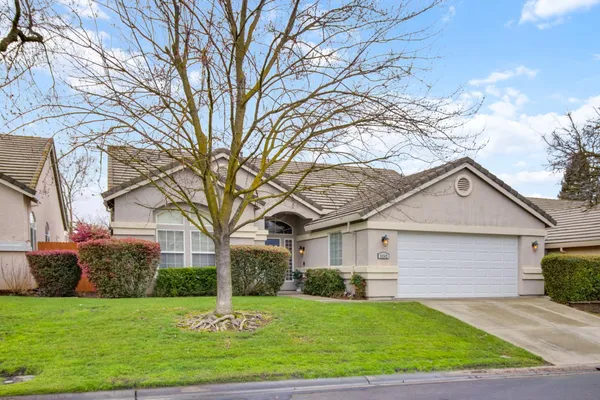 $601,000 | 5242 Wyndham Oak Lane, Carmichael, CA 95608