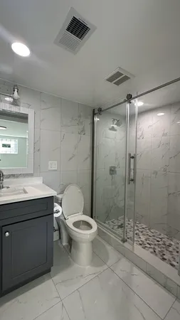 $2,100 | 5405 North Campbell Avenue, Unit G, Chicago, IL 60625