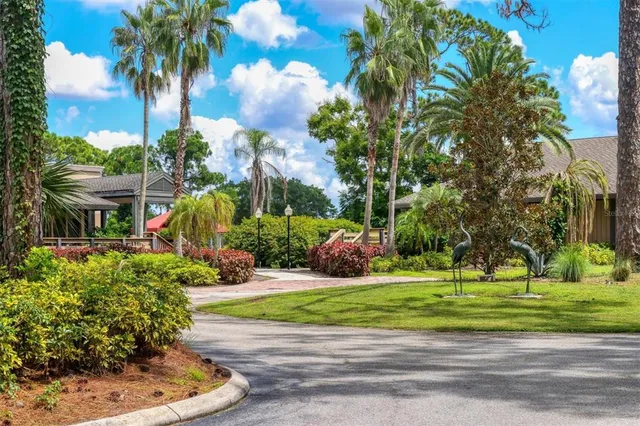 $1,950 | 4580 Longwater Chase, Unit 61, Sarasota, FL 34235