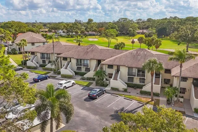 $1,950 | 4580 Longwater Chase, Unit 61, Sarasota, FL 34235