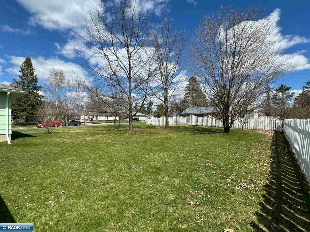 424 Arlington Road Hoyt Lakes, MN 55750 - Photo 4 of 29