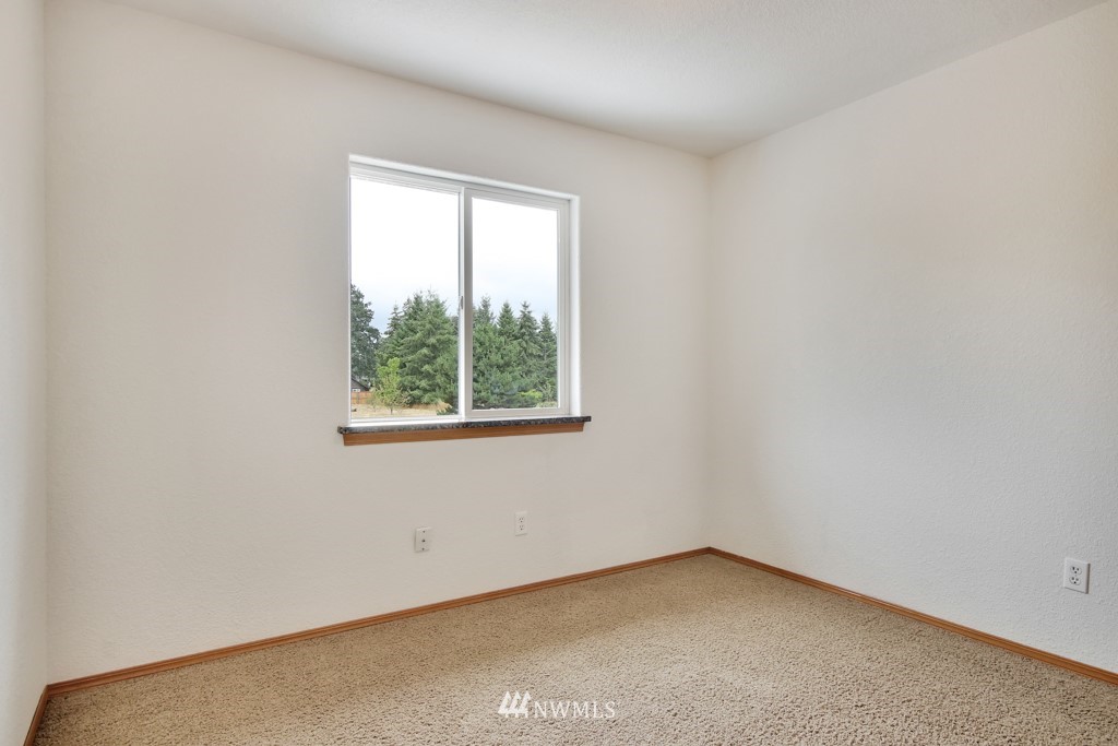 18411 Paulson Street Southwest Rochester, WA 98579 - Photo 19 of 23