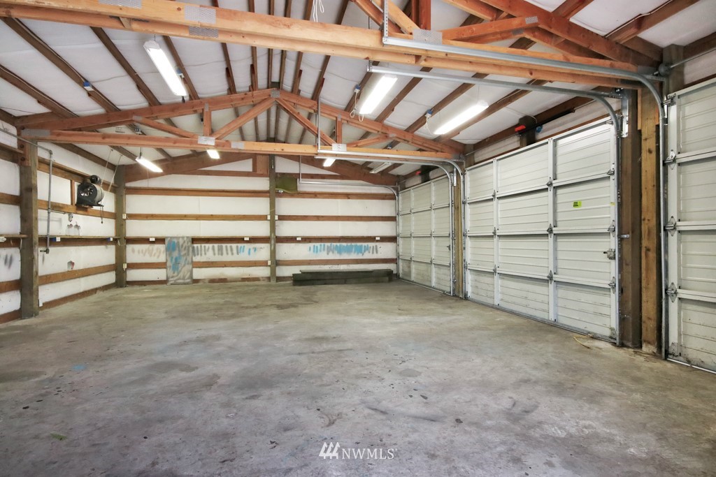 18411 Paulson Street Southwest Rochester, WA 98579 - Photo 3 of 23