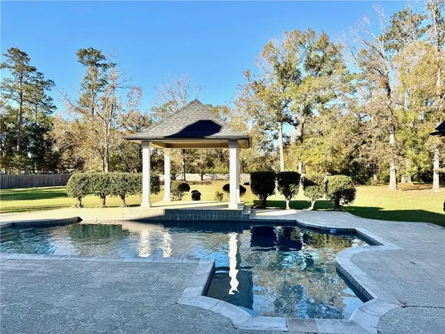 $1,550,000 | 13059 Royal Oak Drive, Hammond, LA 70403