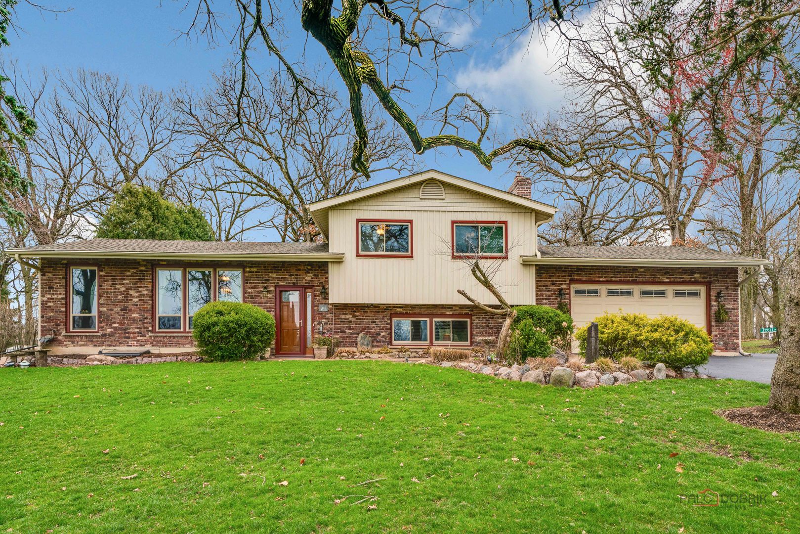 26119 West Levi Waite Road Round Lake, IL 60073 - Photo 1 of 37 Gallery Image 1
