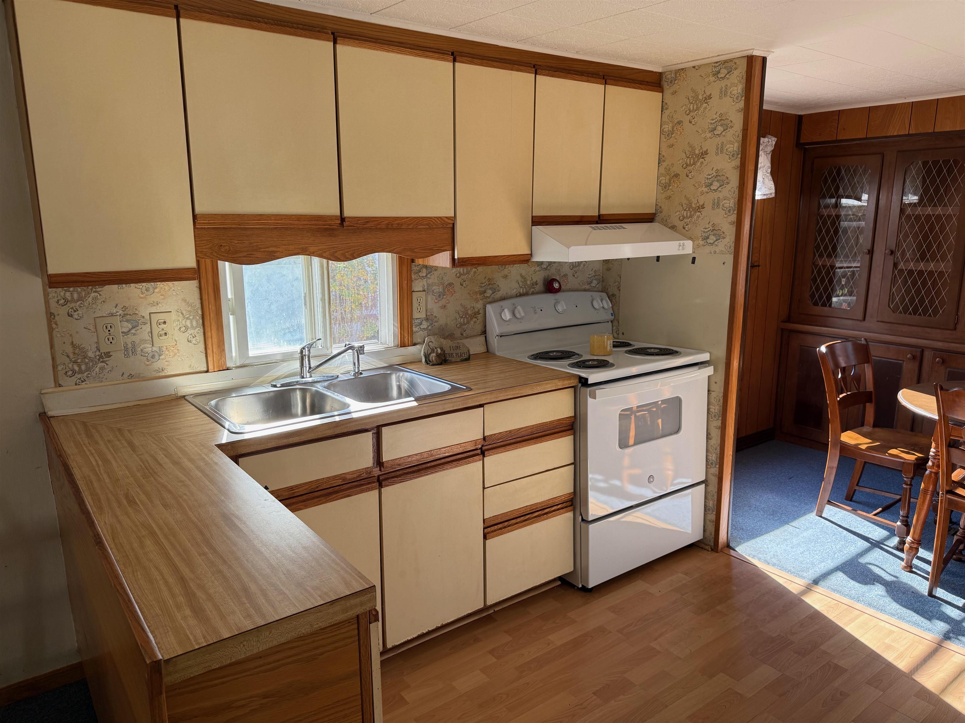 14 Meredith Drive Hampstead, NH 03841 - Photo 8 of 25