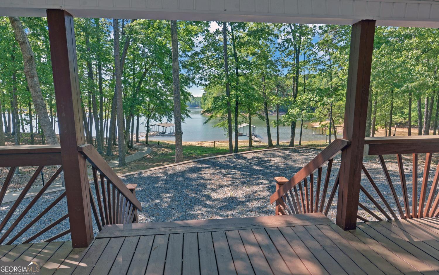 123 Ridgemore Circle Toccoa, GA 30577 - Photo 6 of 32