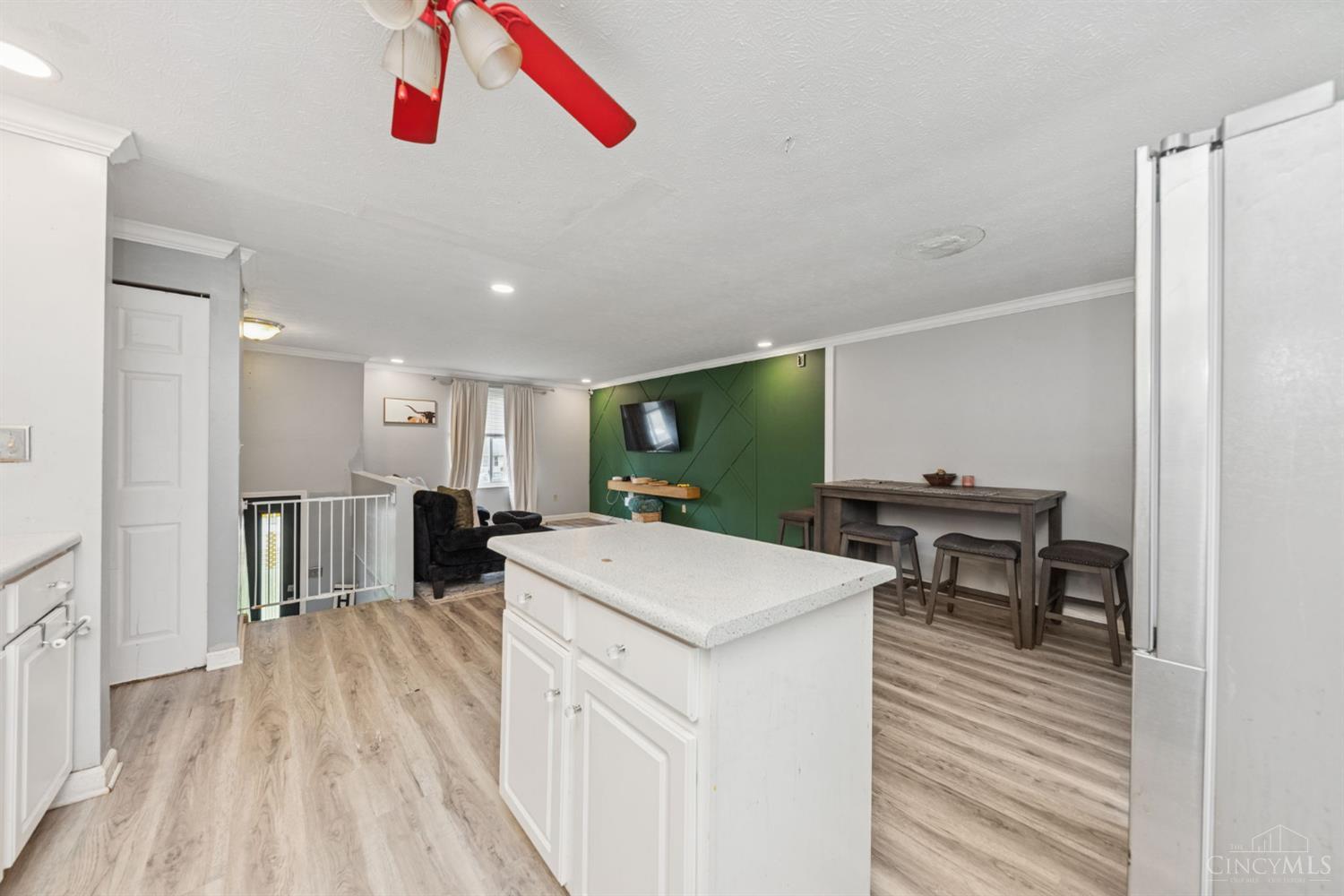 3252 Struble Road Cincinnati, OH 45251 - Photo 22 of 34 Gallery Image 22