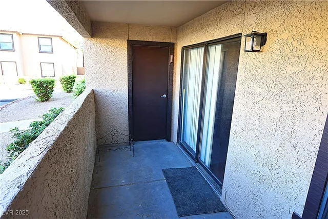 $157,500 | 2451 North Rainbow Boulevard, Unit 1020, Las Vegas, NV 89108