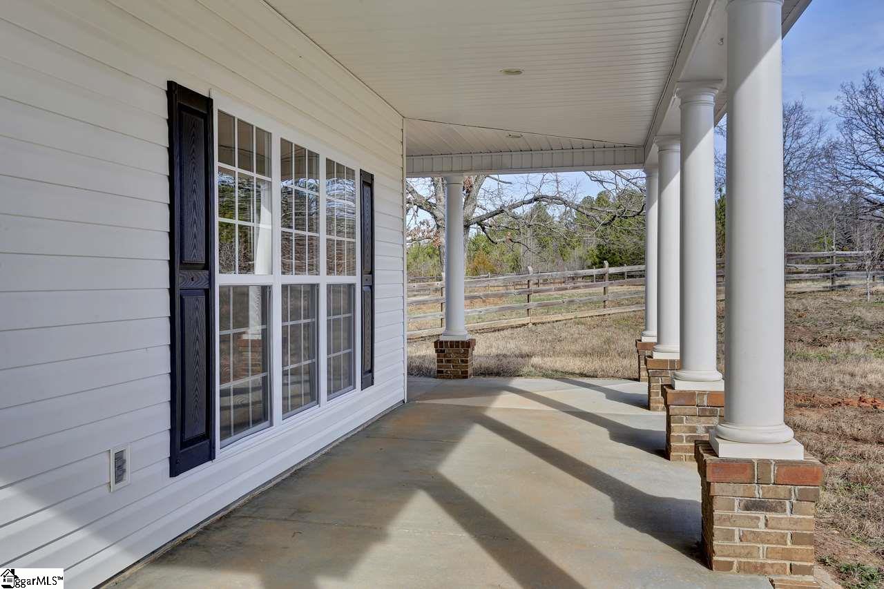 6360 Cross Anchor Road Enoree, SC 29335 - Photo 10 of 33 Gallery Image 10