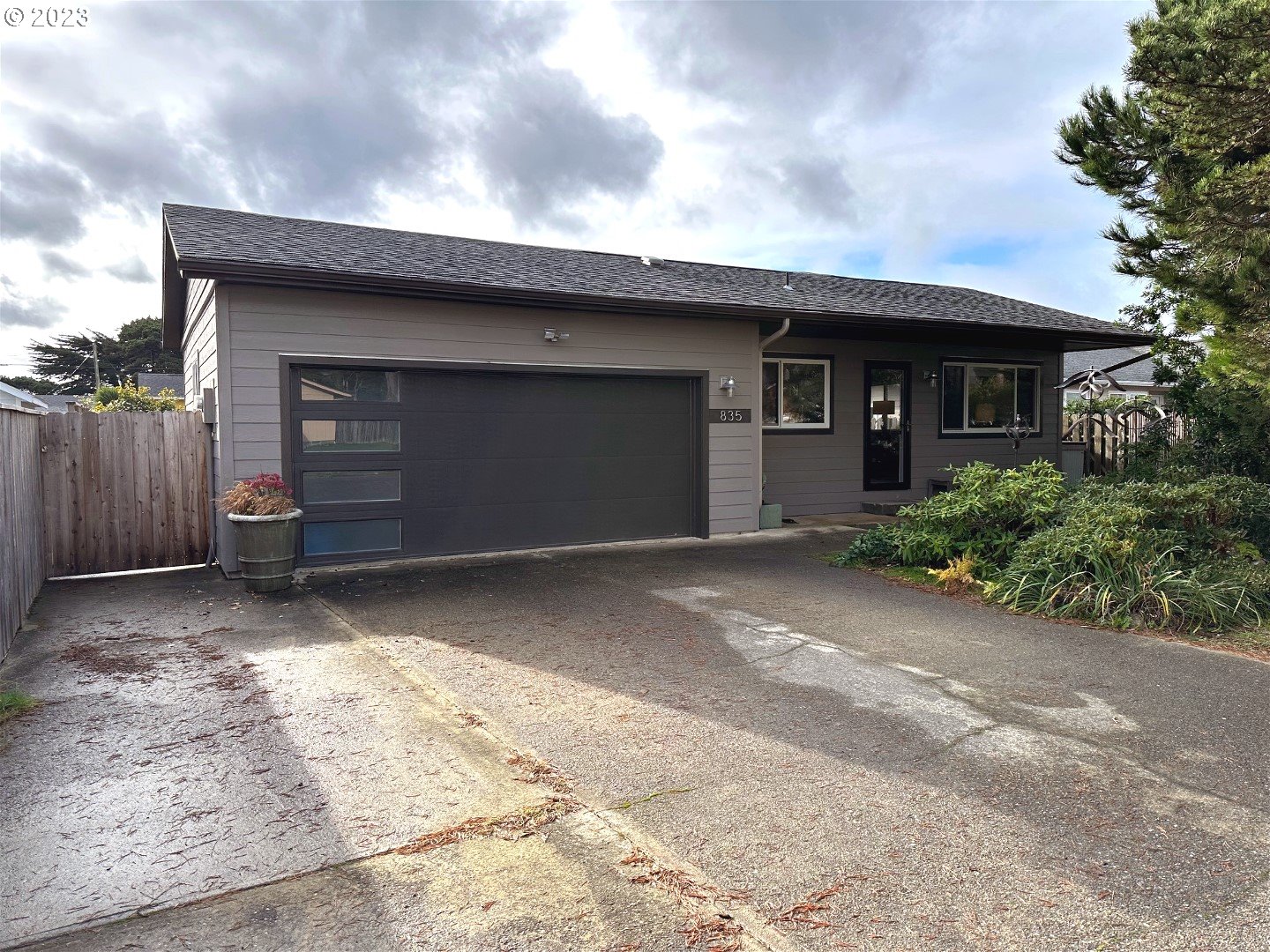 835 Southwest 9th Street Bandon, OR 97411 - Photo 7 of 48 Gallery Image 7