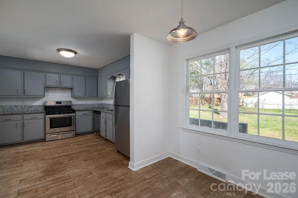 $2,250 | 7028 Mapleridge Drive, Charlotte, NC 28210