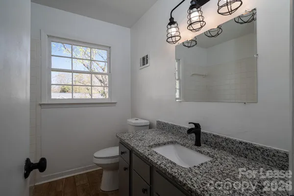 $2,250 | 7028 Mapleridge Drive, Charlotte, NC 28210
