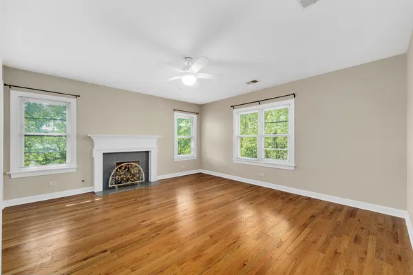$6,500 | 4 North Vine Street, Hinsdale, IL 60521