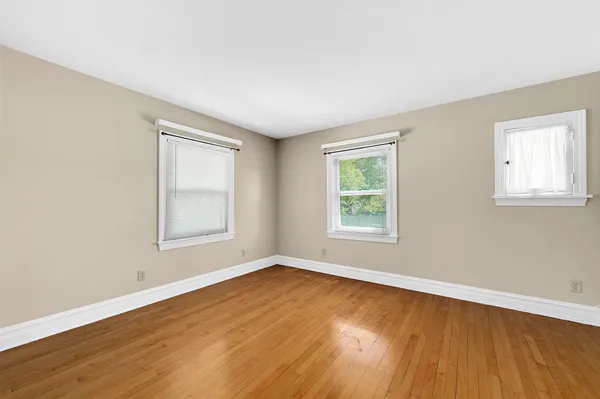 $6,500 | 4 North Vine Street, Hinsdale, IL 60521