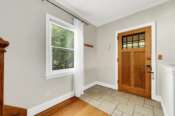 $6,500 | 4 North Vine Street, Hinsdale, IL 60521