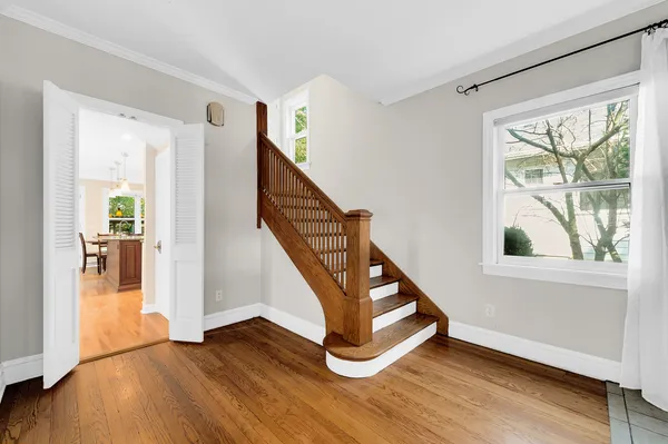 $6,500 | 4 North Vine Street, Hinsdale, IL 60521