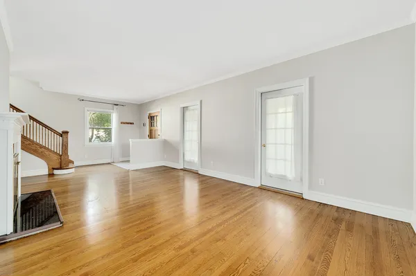 $6,500 | 4 North Vine Street, Hinsdale, IL 60521